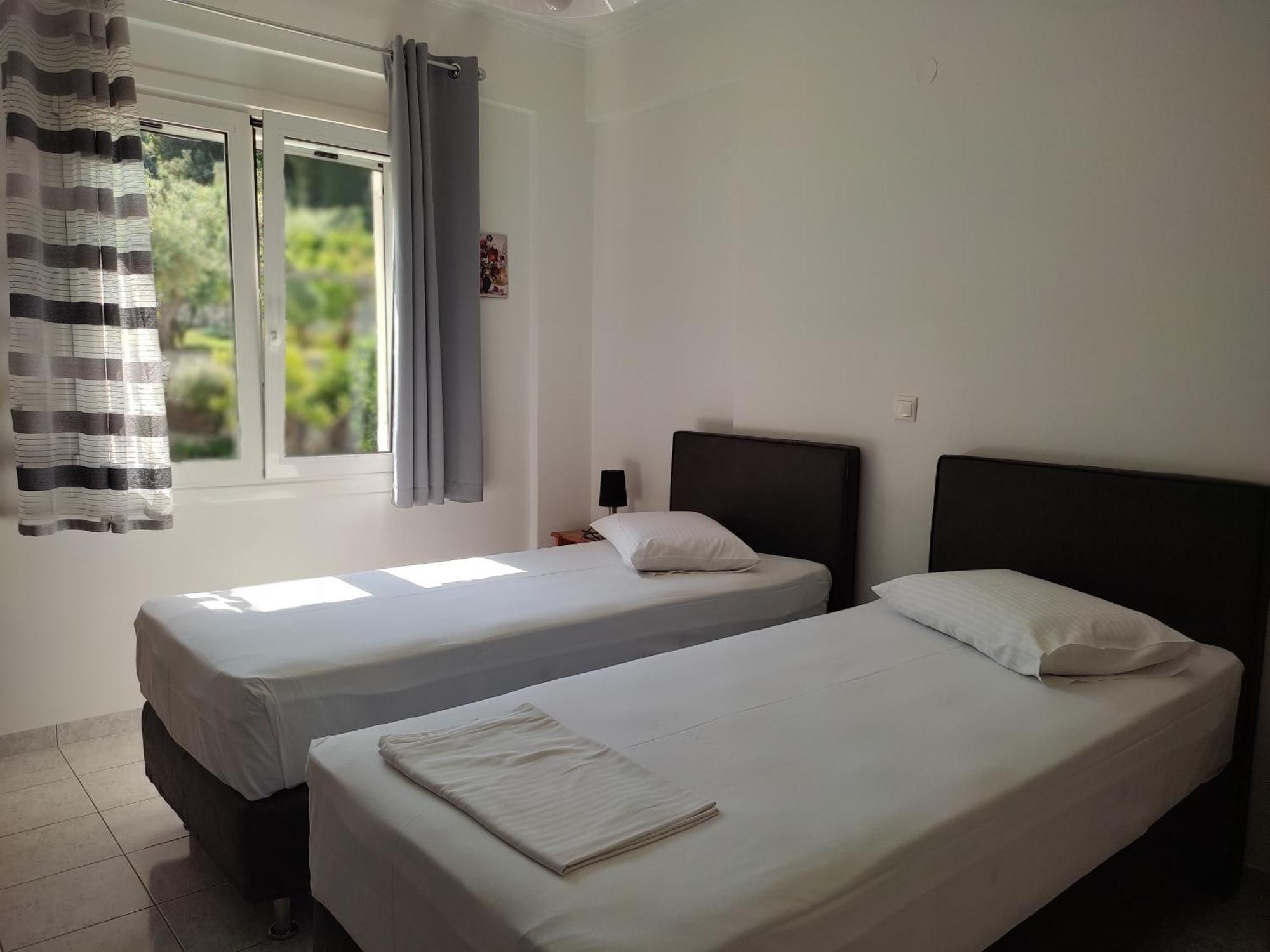 Korakias Seaview Vila Yénion Exterior foto