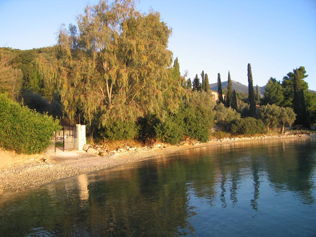 Korakias Seaview Vila Yénion Exterior foto